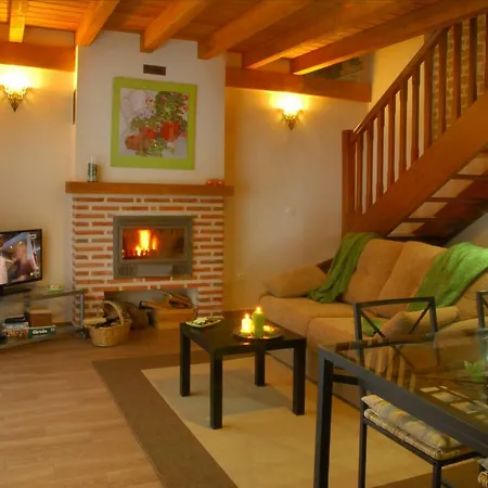 La Casita De * Adanero