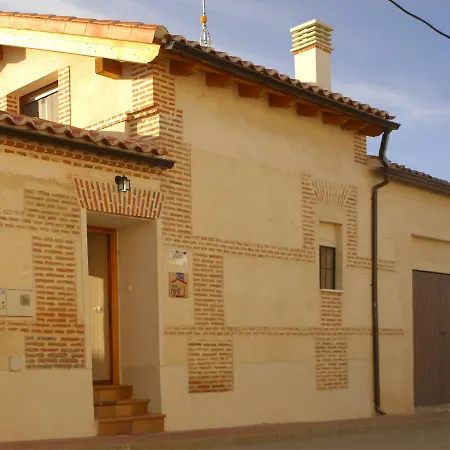 La Casita De Apartment Adanero